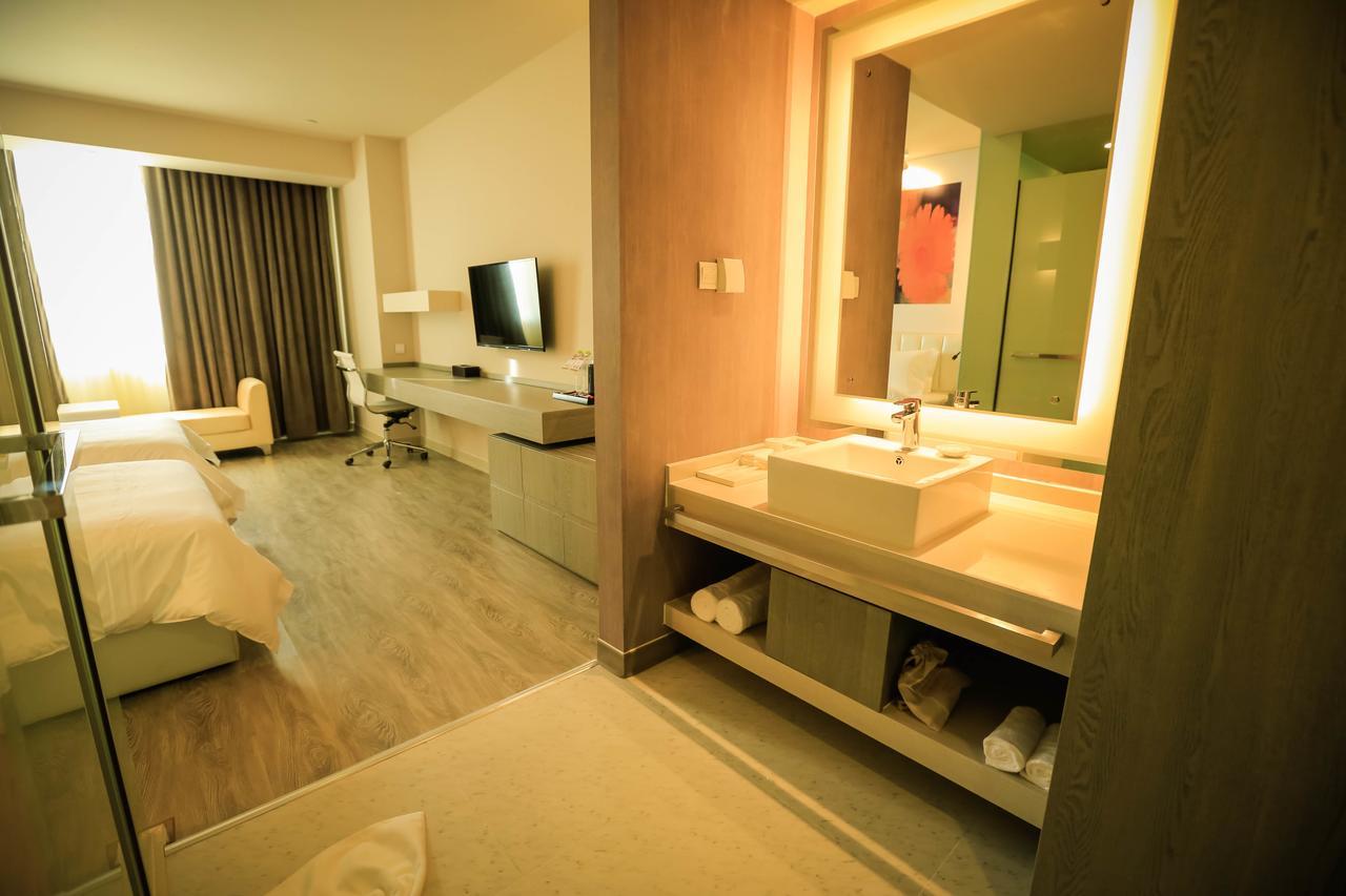 Metropolo Jin Jiang Hotels Turpan Administrative The Heart Of Pai Εξωτερικό φωτογραφία